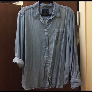 American eagle chambray shirt