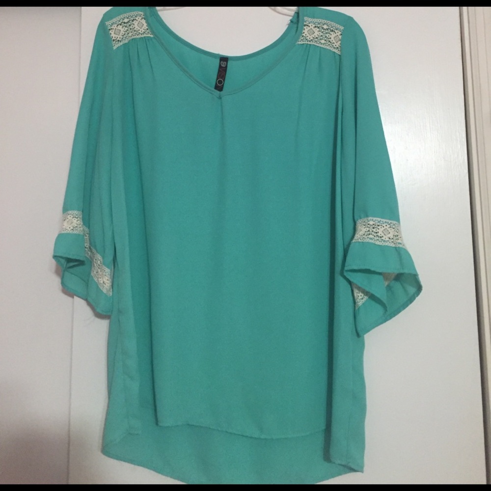 Ladies mint green shirt...