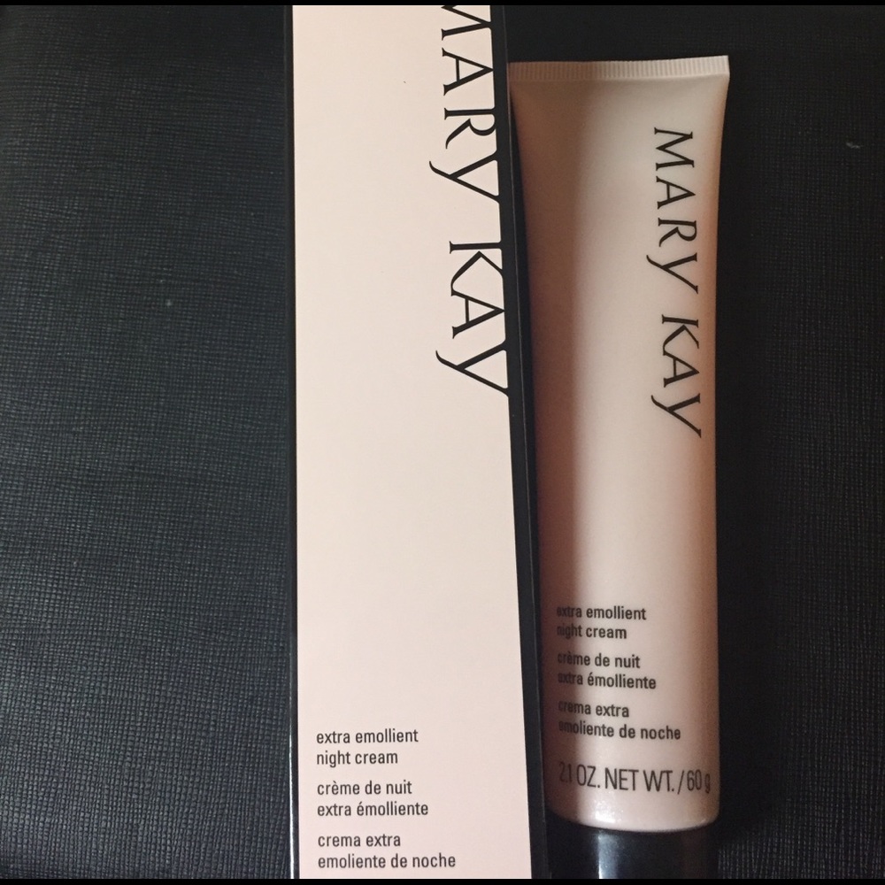 Extra emollient night cream