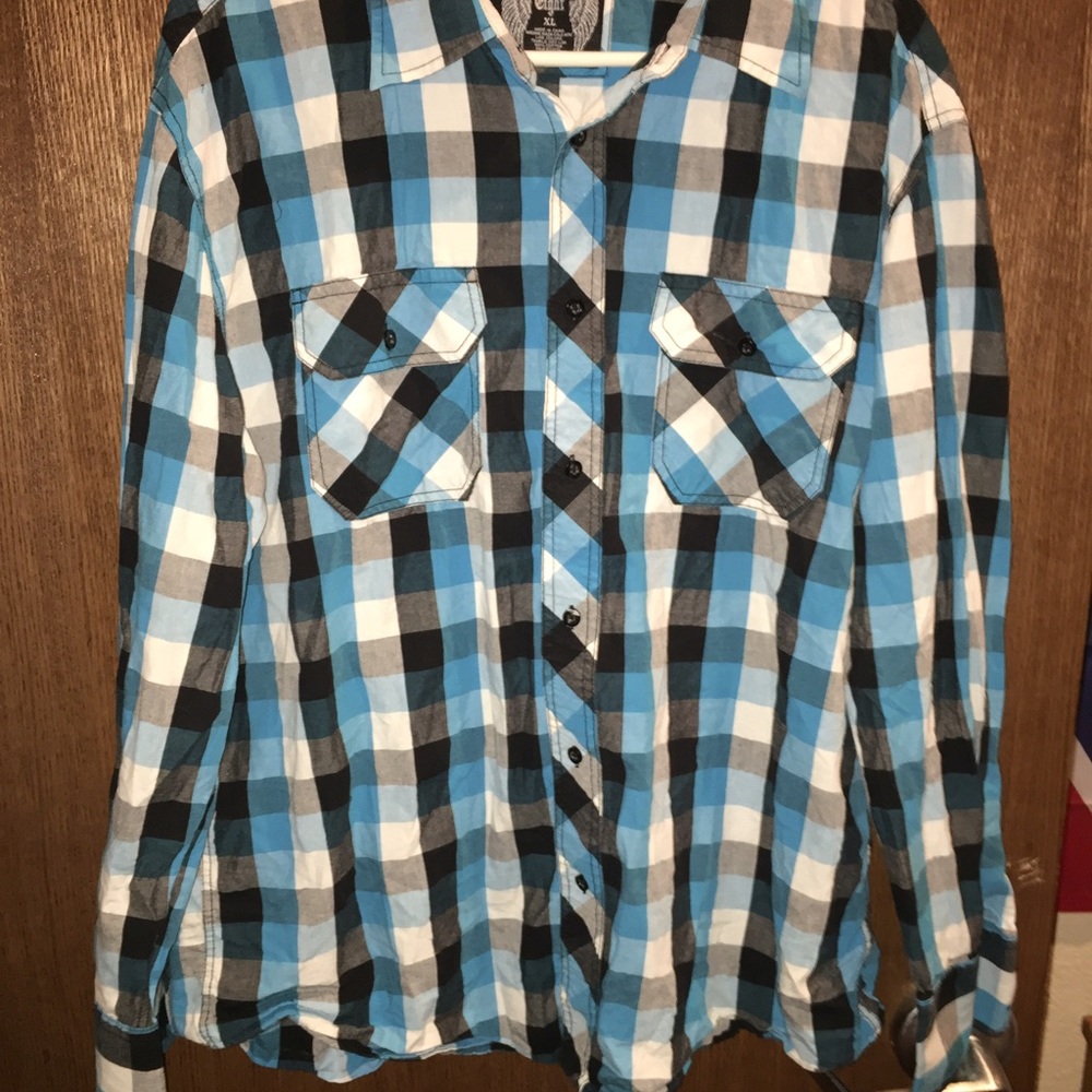 Long sleeve checkered button down