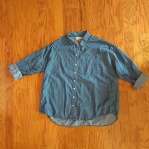 Old Navy Chambray Boyfriend Shirt