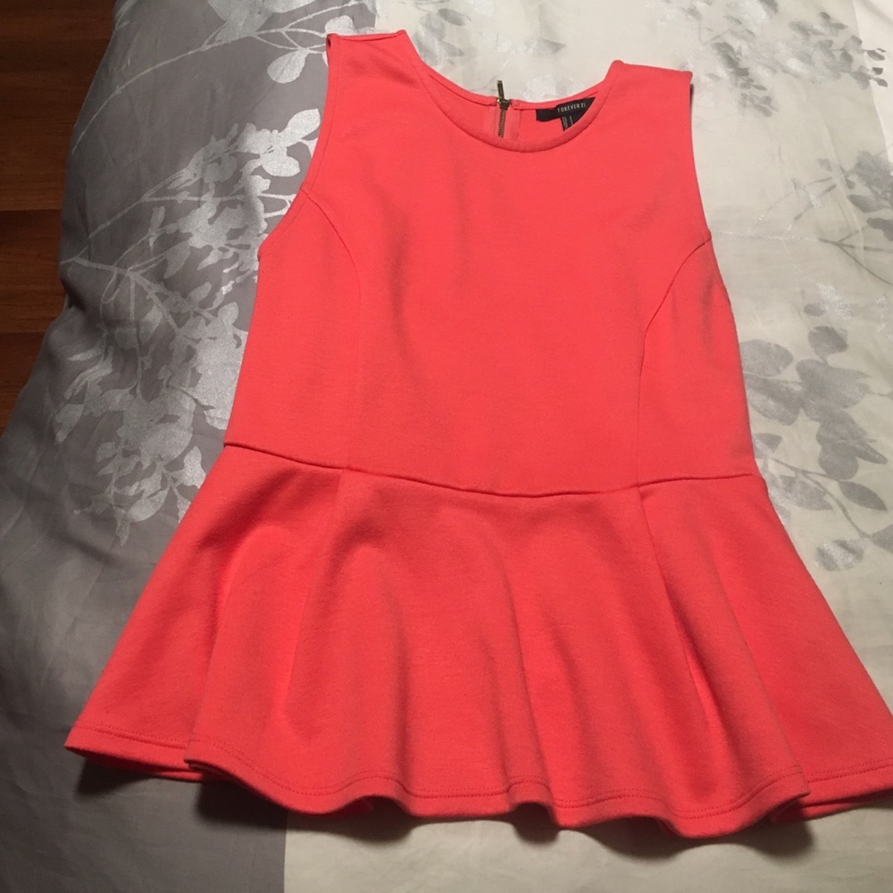 Beautiful 💄💄 Forever 21 top