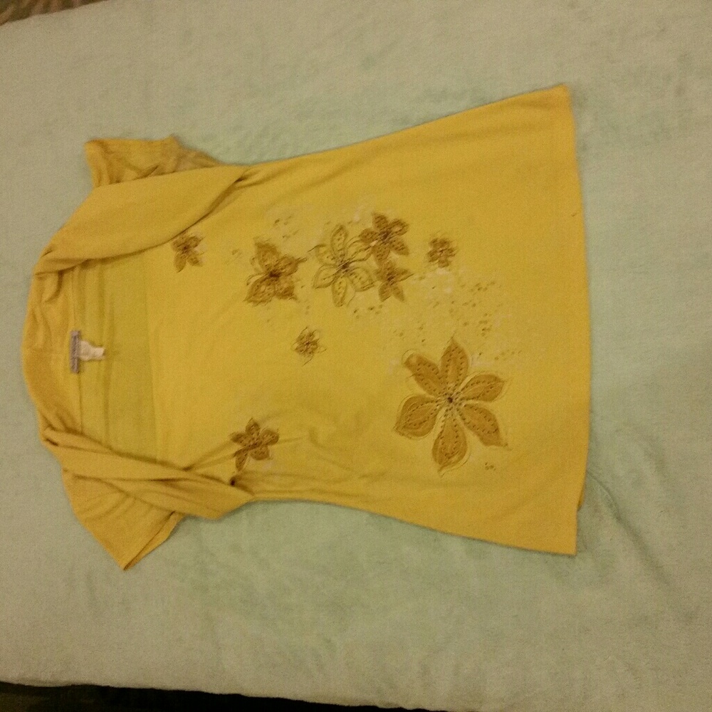 Flowery yellow shirt