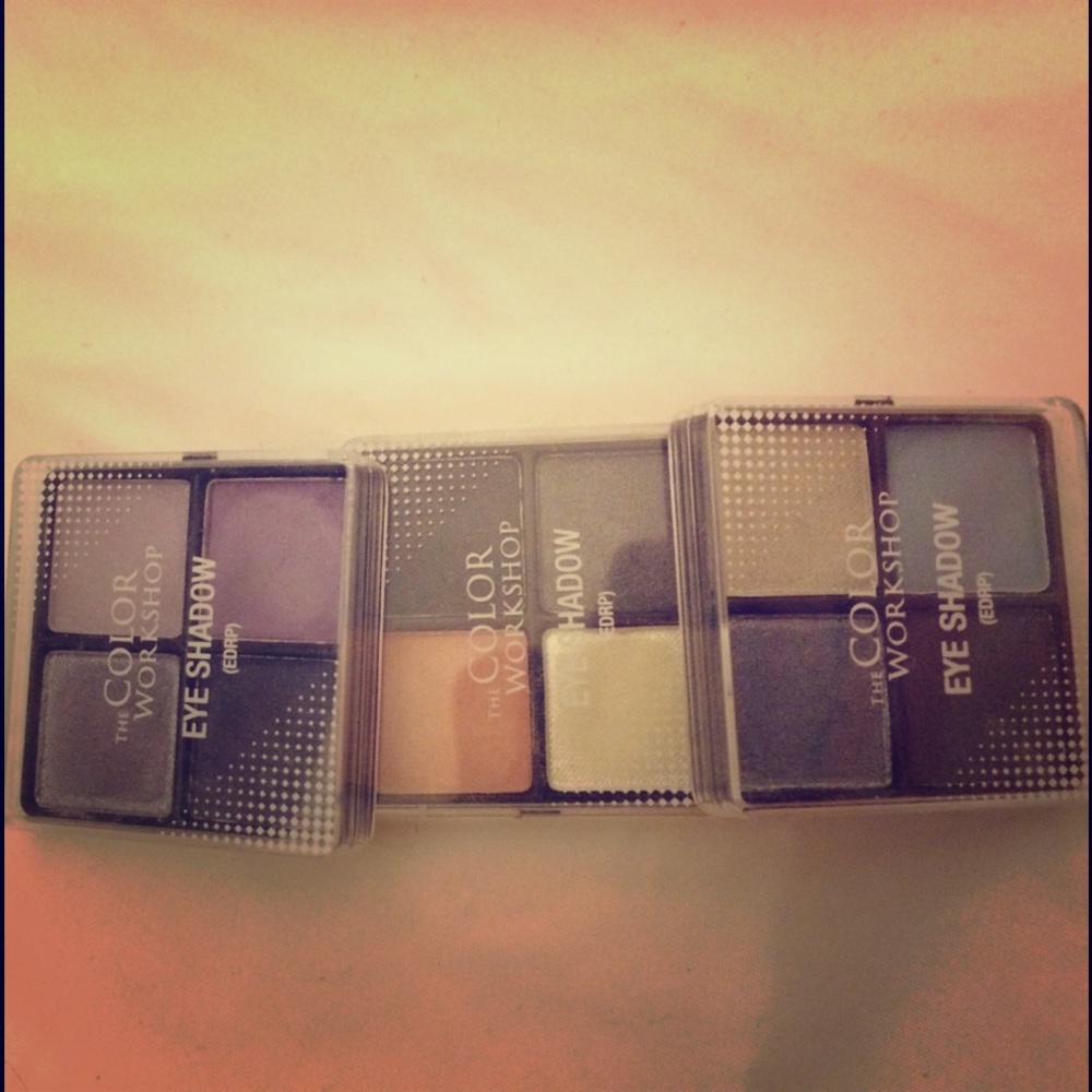 3mini eyeshadow pallets with 4 colors in each.