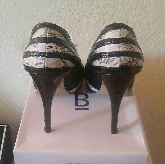 Peep toe heels - Picture 3 of 3