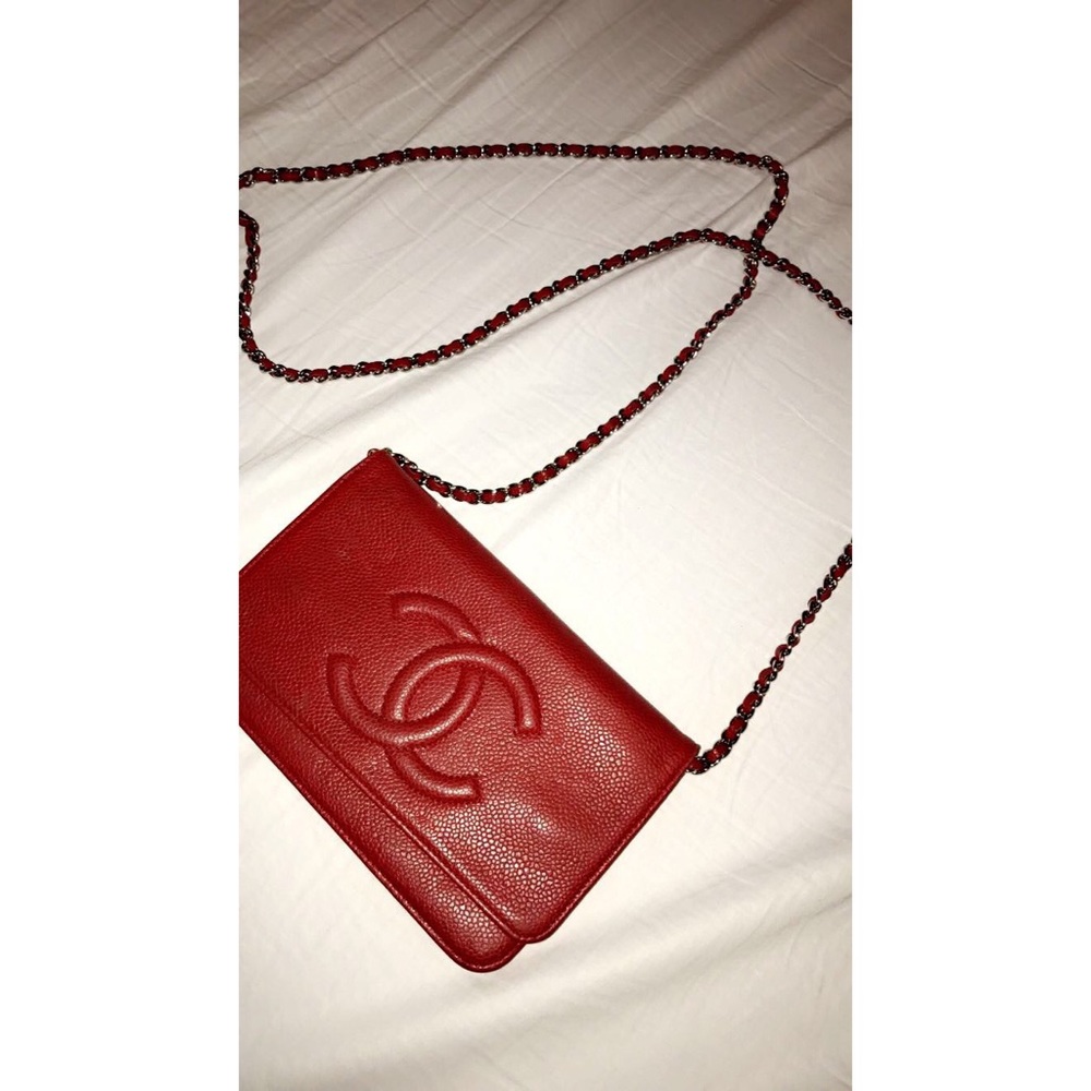 Cross body Chanel purse