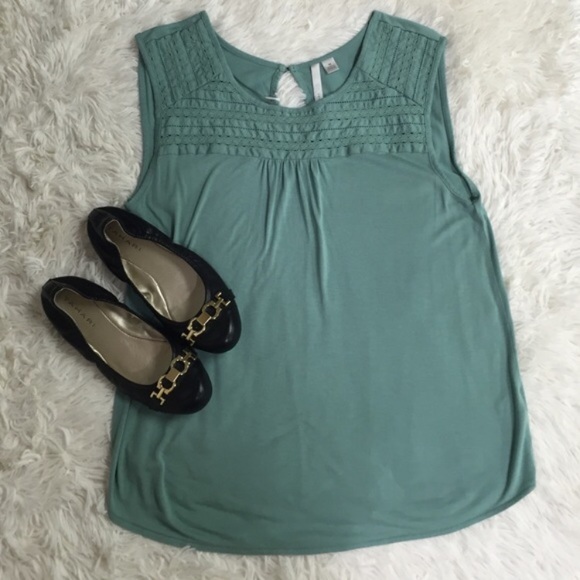 LC Lauren Conrad Tops - Lauren Conrad Tank Top Blouse Size Medium.