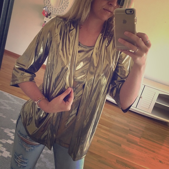 Vintage gold lamé blouse - Picture 1 of 4
