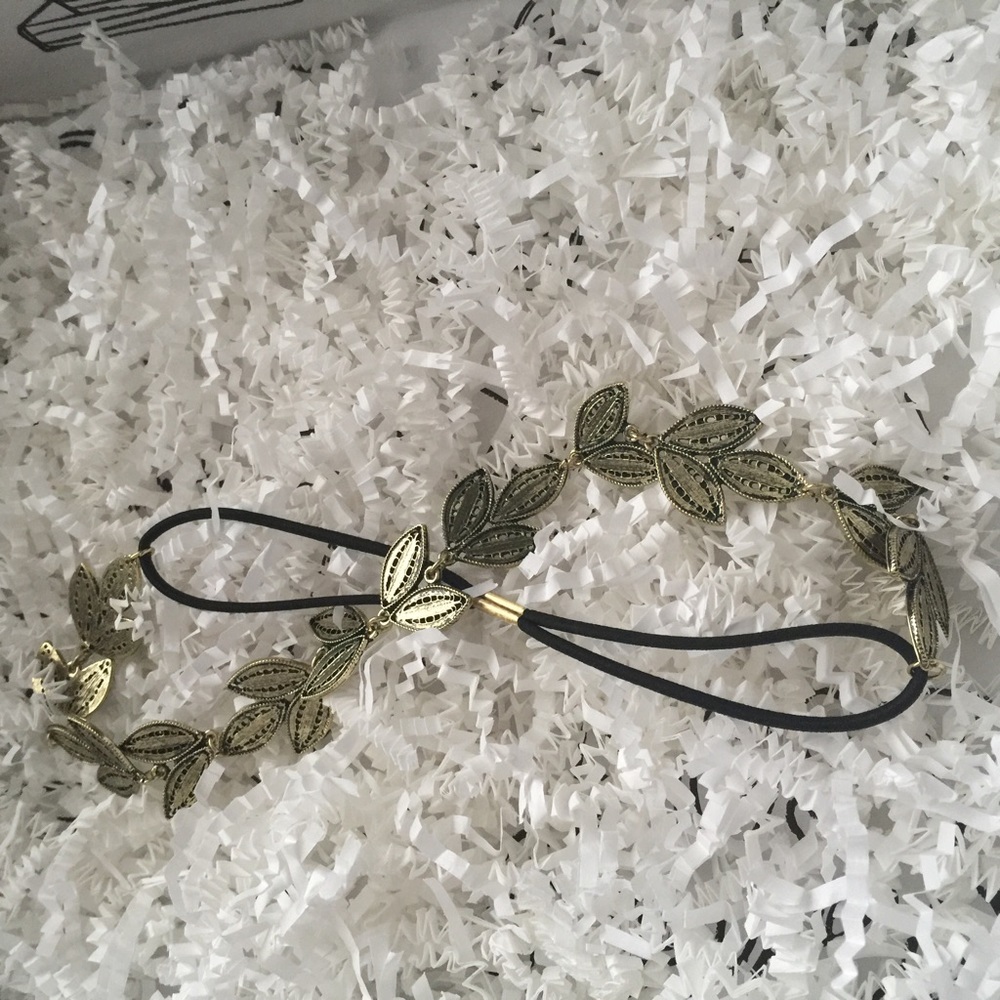 ❌SUPER CUTE HEADBAND‼️BUNDLE & SAVE 20%‼️