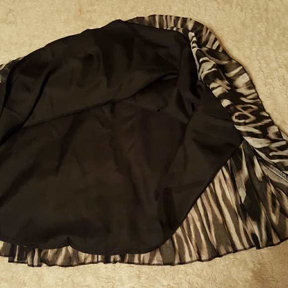 Jack by BB Dakota Flirty Skirt 8 NWT - Picture 4 of 5