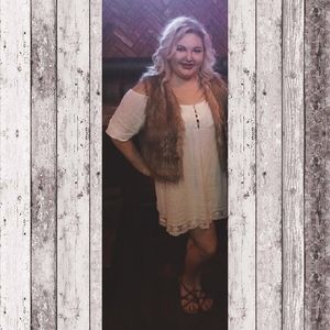 Meet your Posher, Alexandra