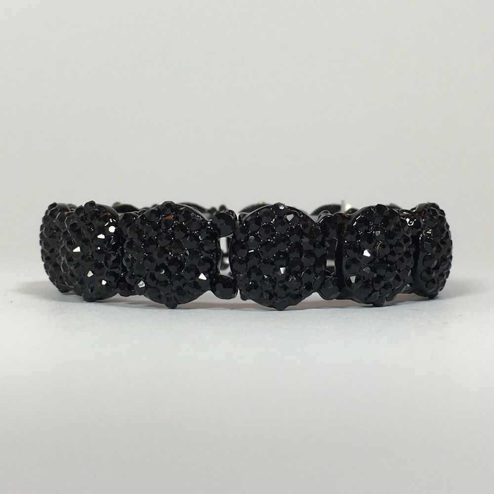 🔍Lindbrook Bracelet - Black with Black Crystals