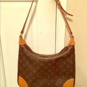 Authentic Louis Vuitton Handbag.