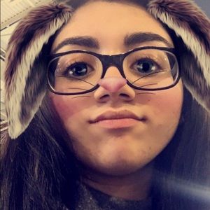 Meet your Posher, Julianna