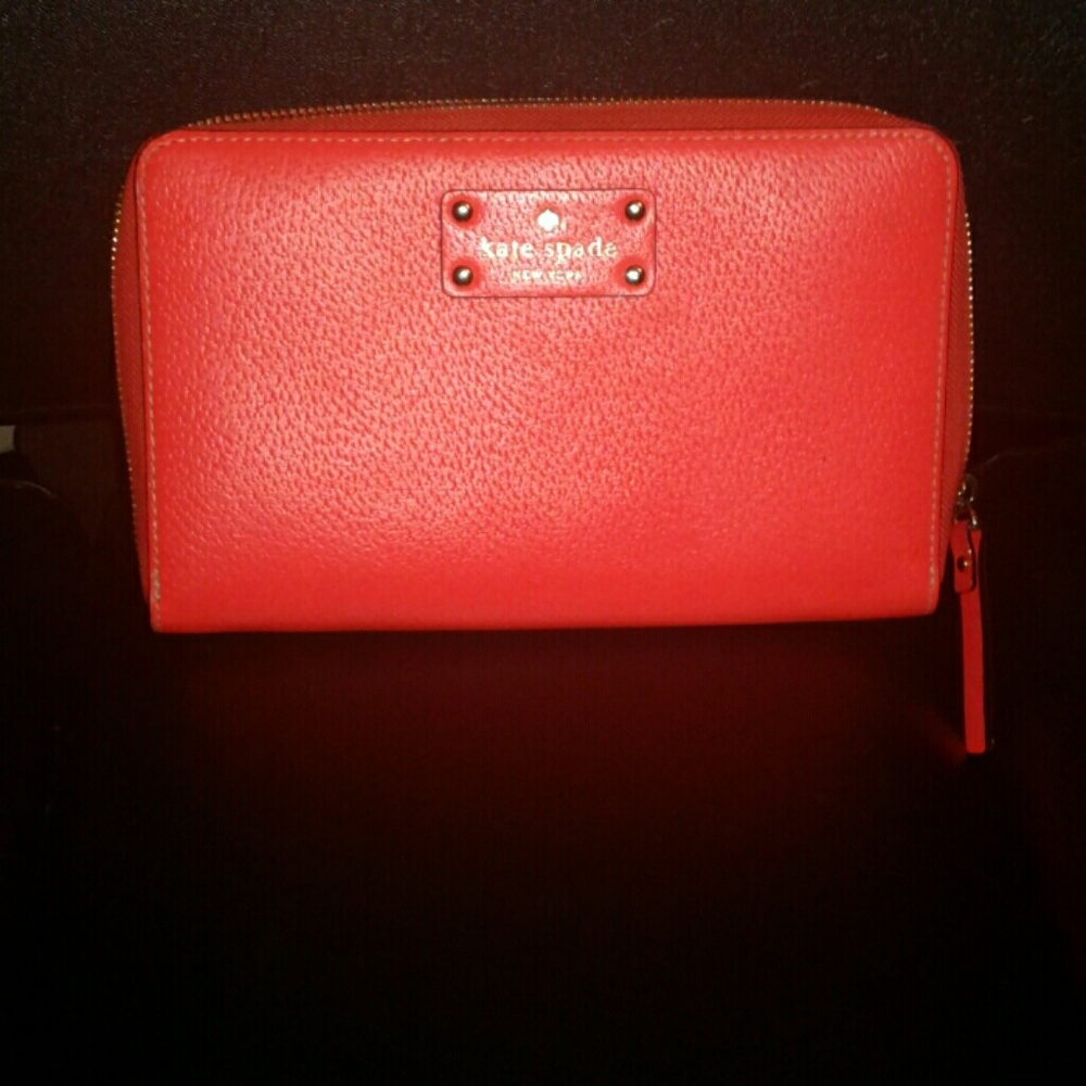 Kate Spade Travel Wallet