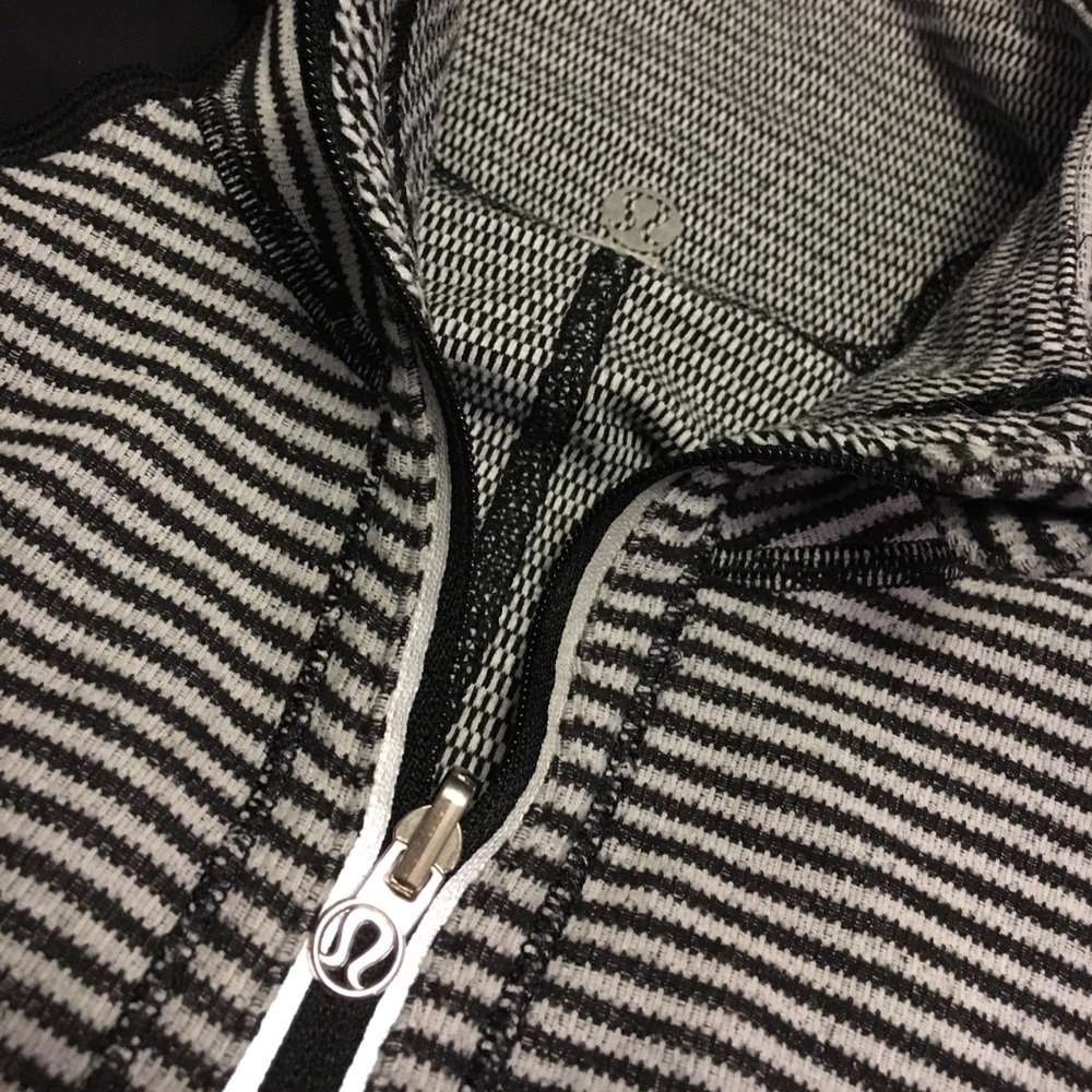 Lululemon Pullover