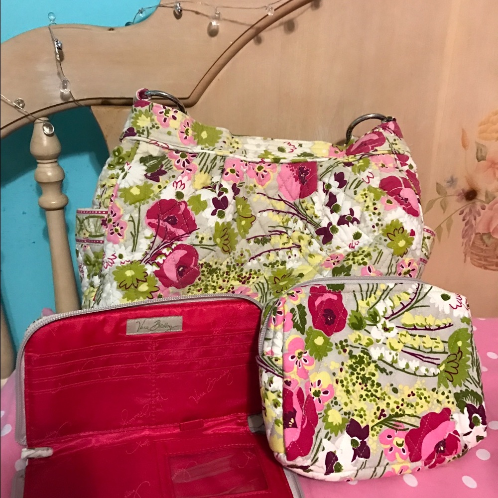 Vera Bradley purse with  accessories