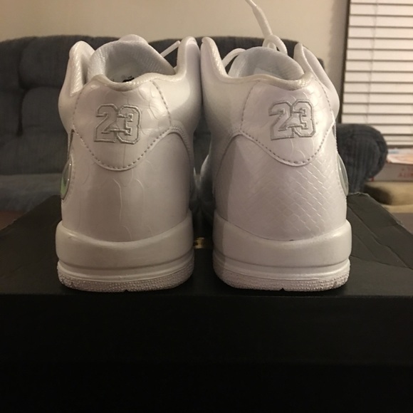 Jordan sneakers - Picture 2 of 4