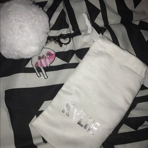 KYLIE keychain & drawstring bag