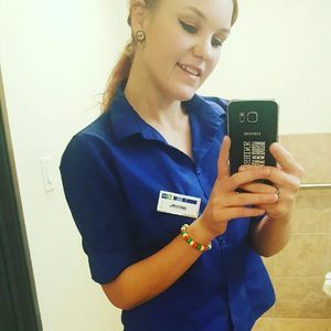 Meet your Posher, Crystal