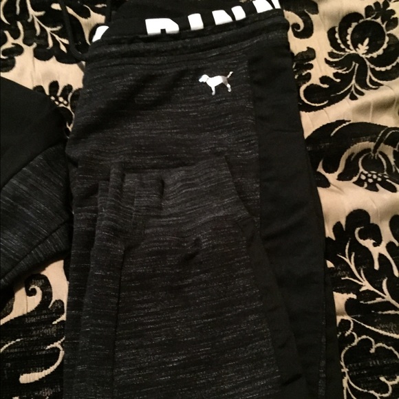 Vs pink set! - Picture 3 of 3