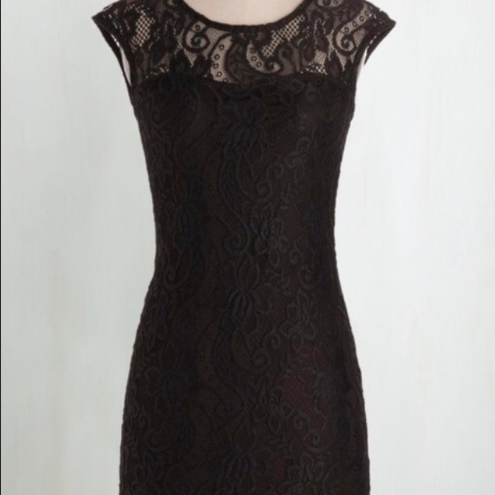 Lace Black bodyCon Dress