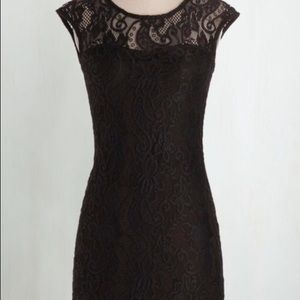 Lace Black bodyCon Dress