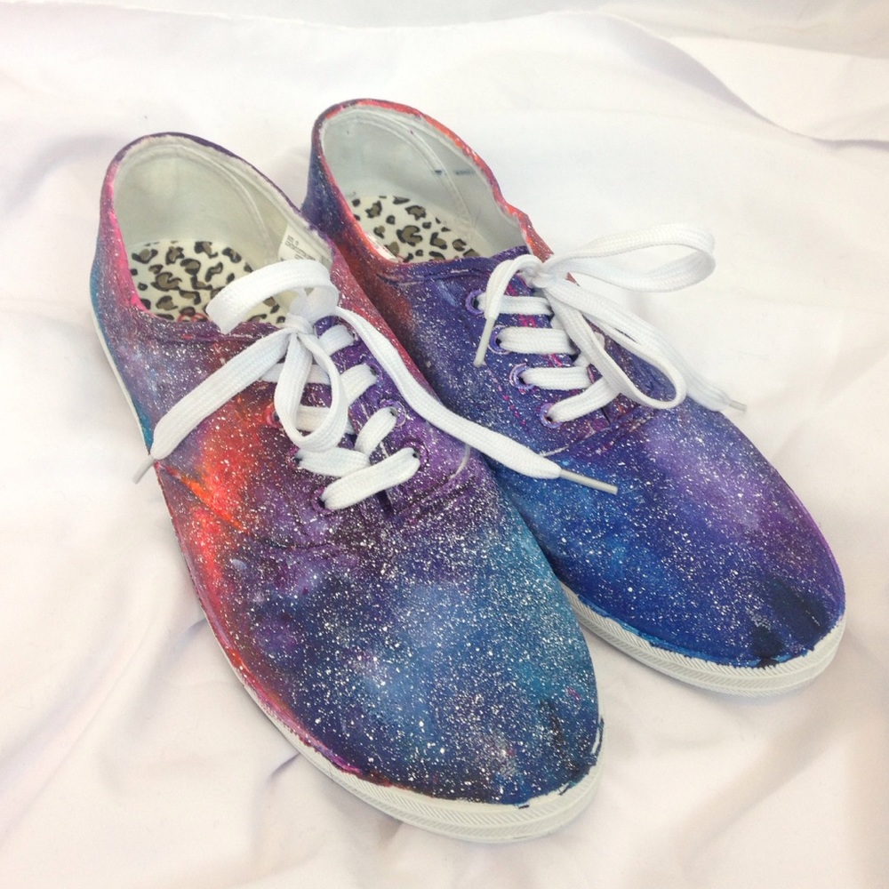 Galaxy low top shoes