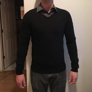 H&M NWOT Merino Wool V-Neck Sweater