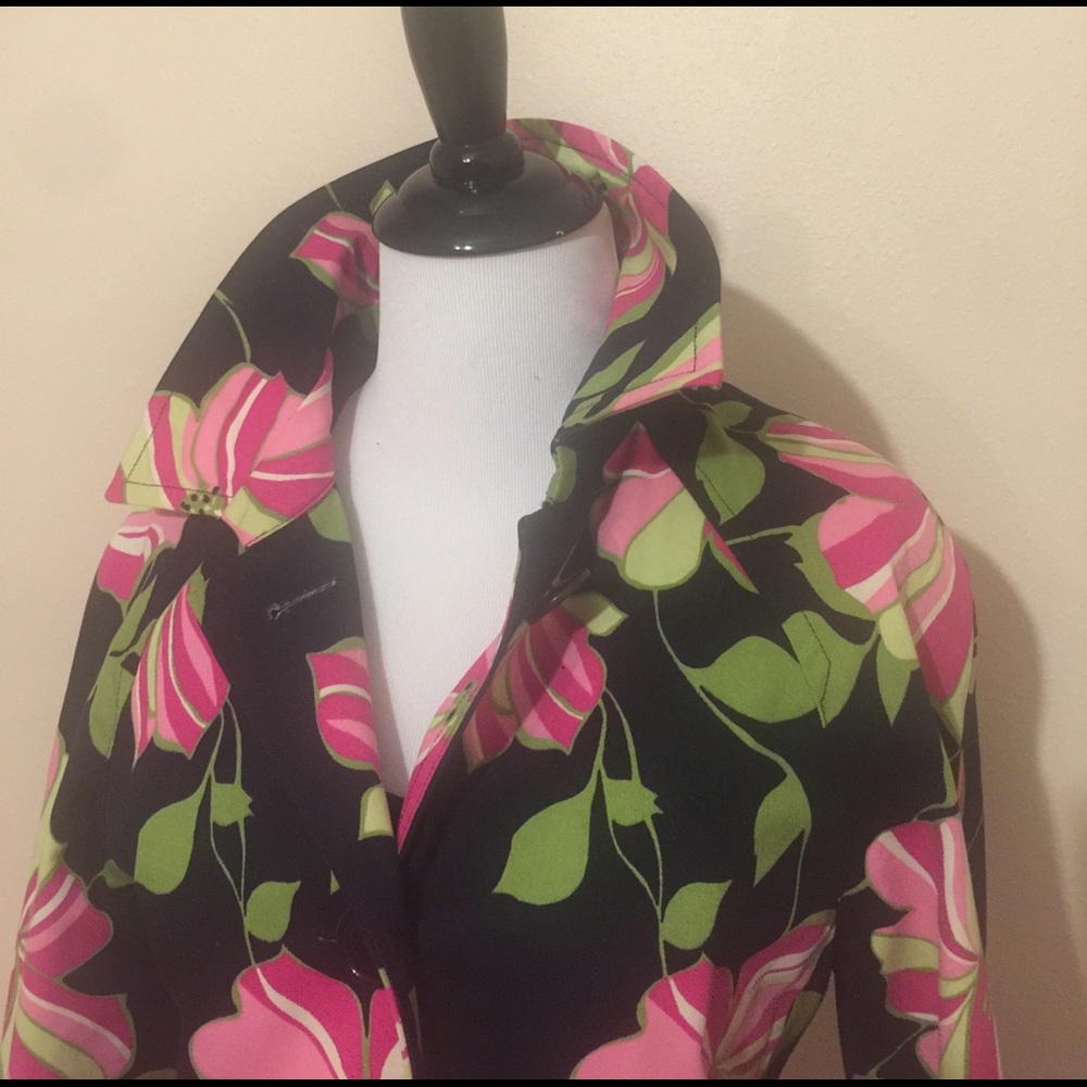 🌺🌺Gorgeous SPRING floral trench🌺🌺