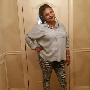 Meet your Posher, Brandi