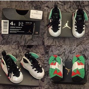 Infant Jordan 7 Retro Sneakers