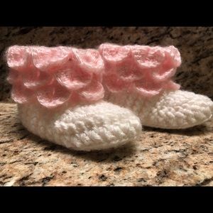 Crochet baby booties