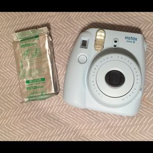 Fujifilm Instax Mini 8 Camera w/ Extra Film