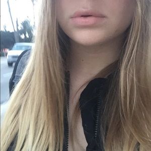 Meet your Posher, Maile