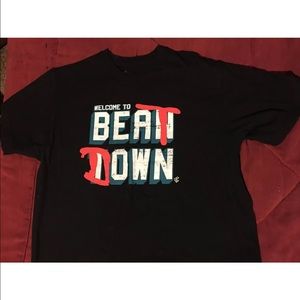 MENS LARGE BEAT DOWN ROCAWEAR GRAPHIC T SHIRT