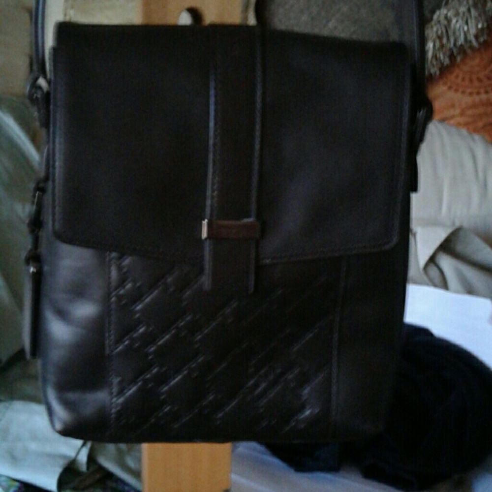 Flash sale Tumi leather crossbody