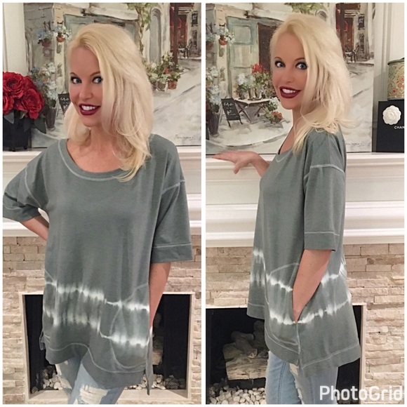 Darling charcoal tie dye tunic w/pockets - Picture 2 of 4