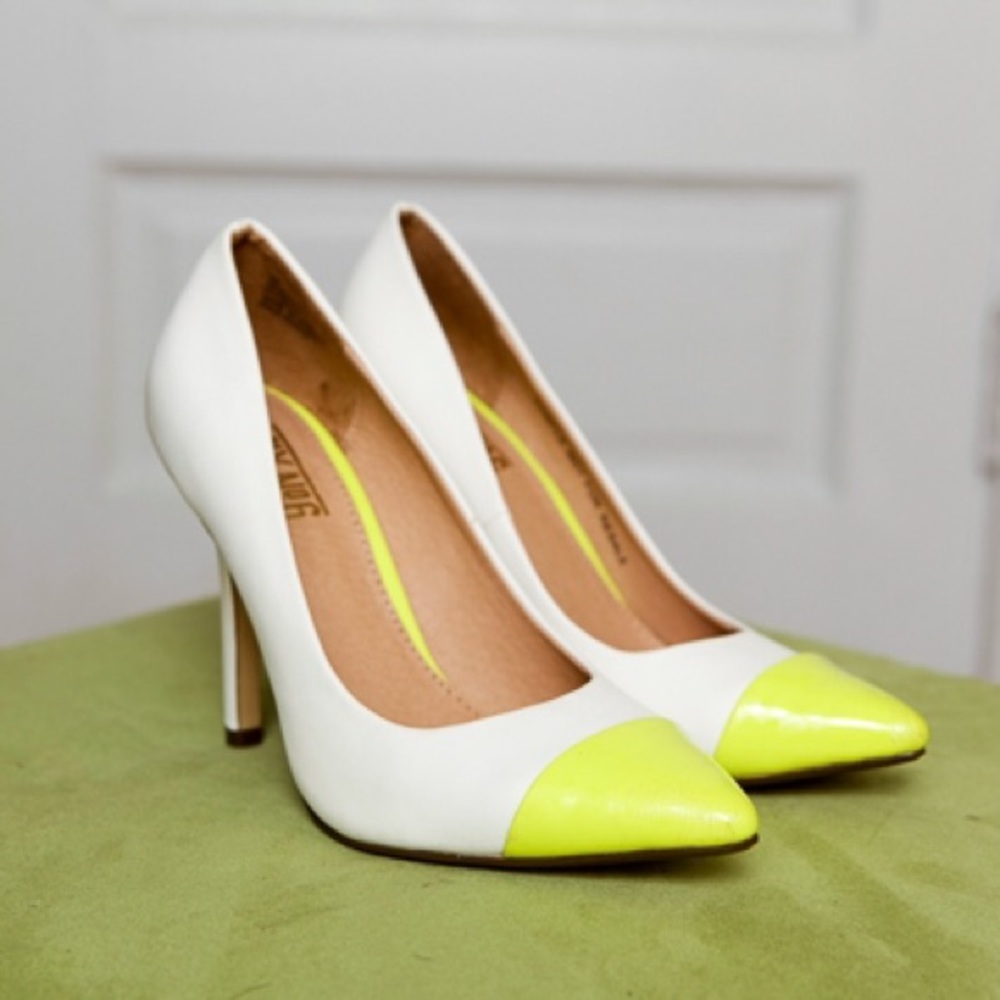 Mix No. 6 Colorblock Pump