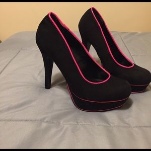 Candie's platform heels