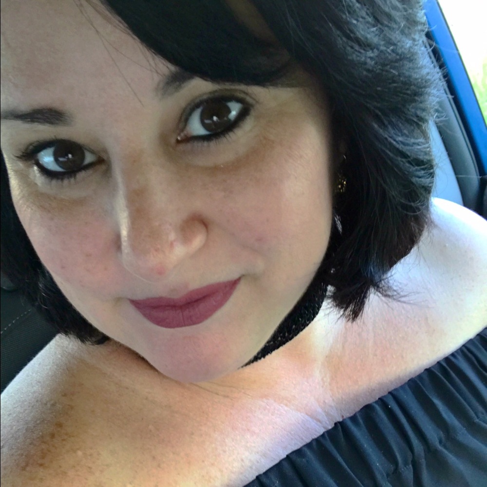 Meet your Posher, Marilyn