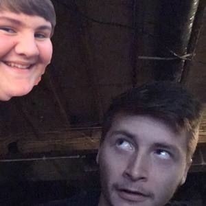 Meet your Posher, Clay