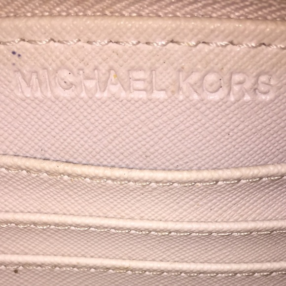 Michael Kors Wristlet-SOLD - Picture 3 of 4