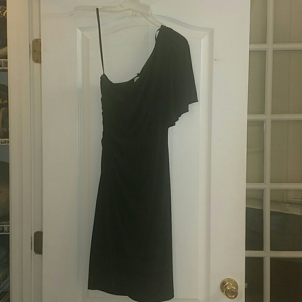 One shoulder black dress