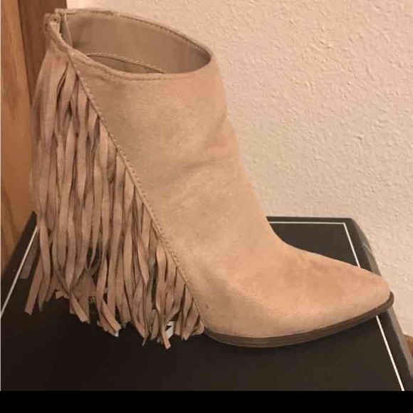 Fringe booties - Picture 3 of 3