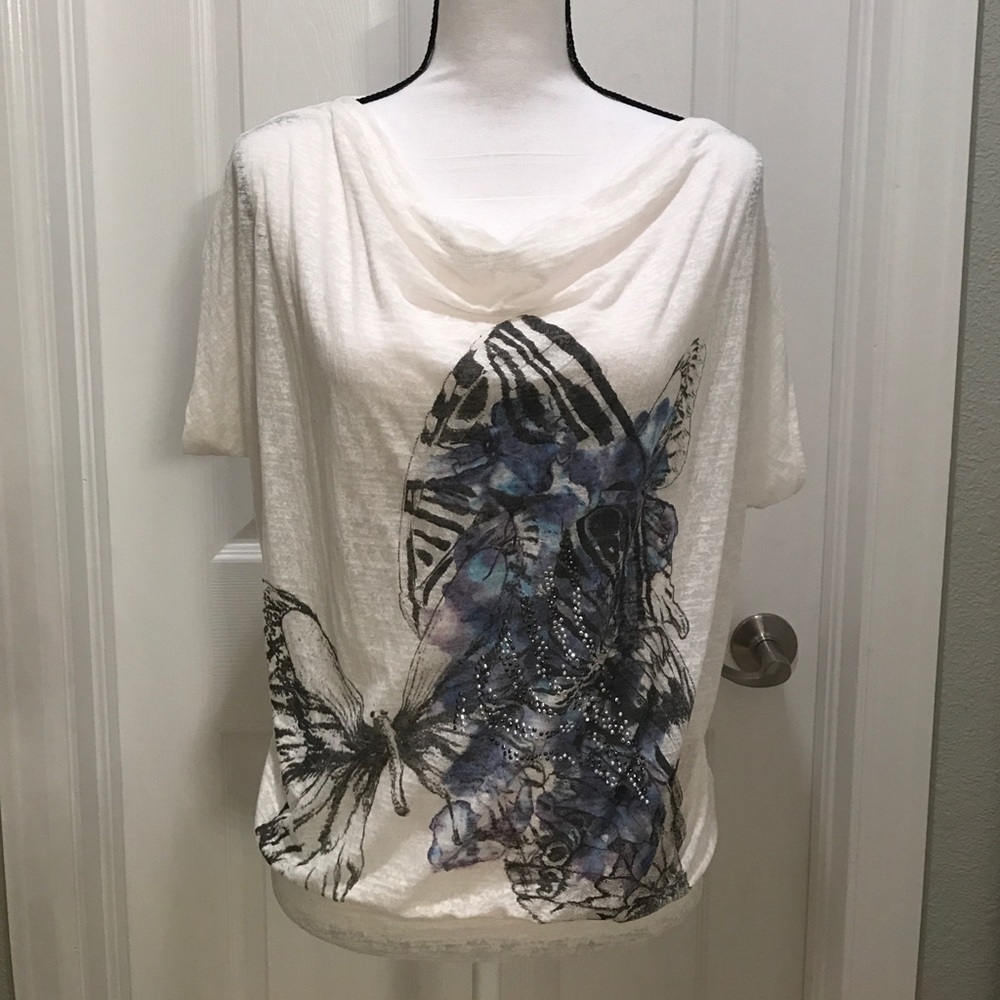 Express Lose Fit Butterfly Print Top💖