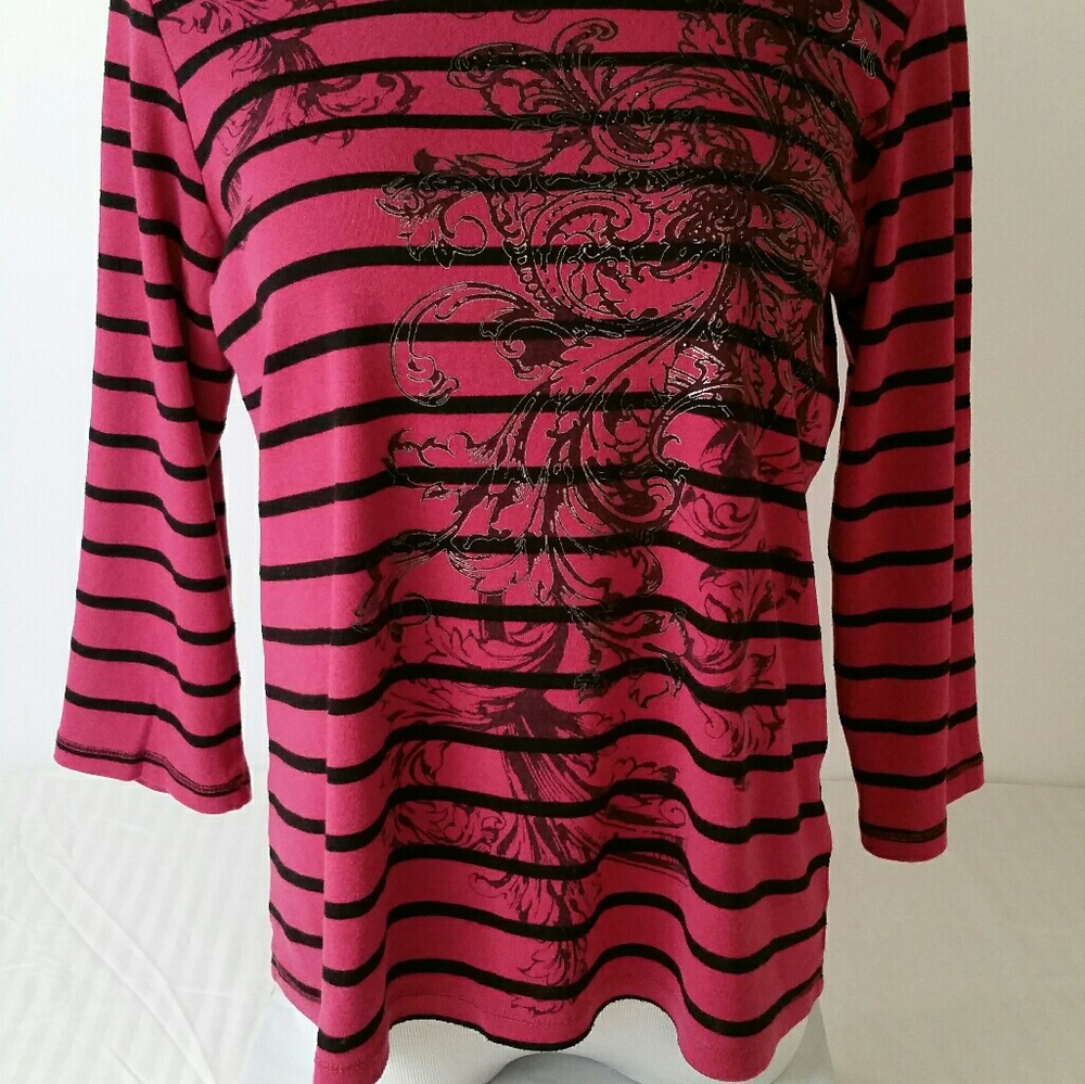 Women's Fuchsia Beaded Floral design sz large