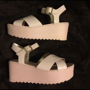 Light pink platform