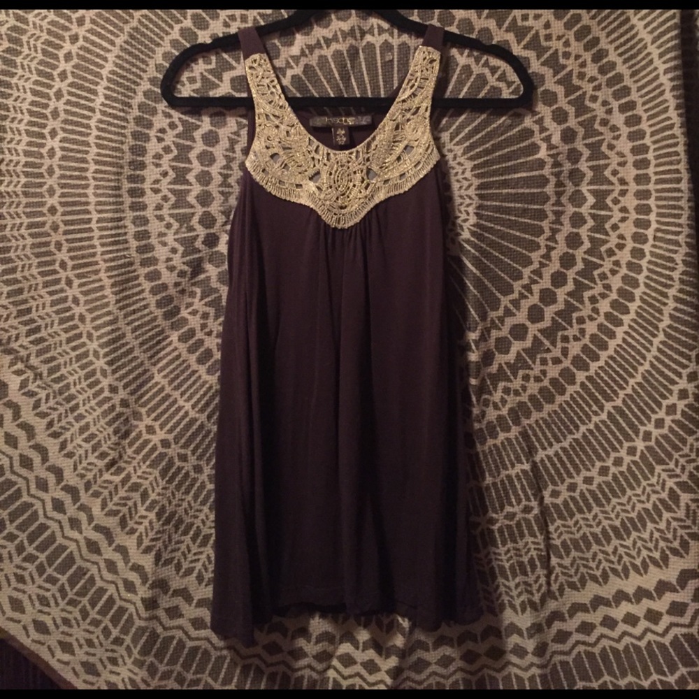 Kische embellished tank