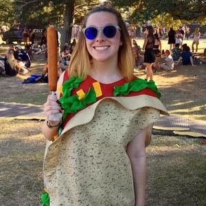 Meet your Posher, Mikayla